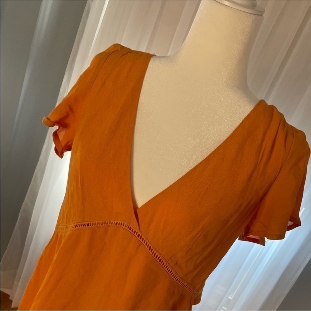 Lumiere Orange Ruffle Hem Short Sleeve Romper Size small - Picture 4 of 8